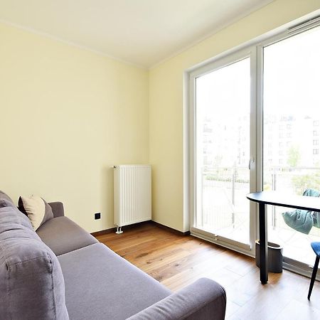 Wola Apartment Варшава Екстериор снимка